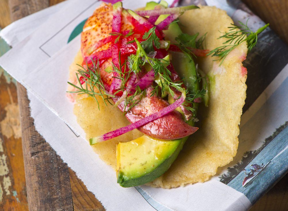 avocado lobster taco