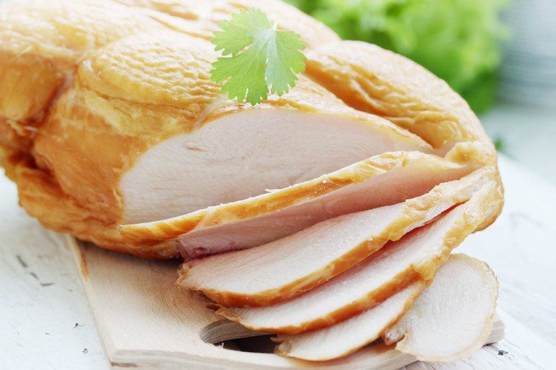 Sliced smoked chicken