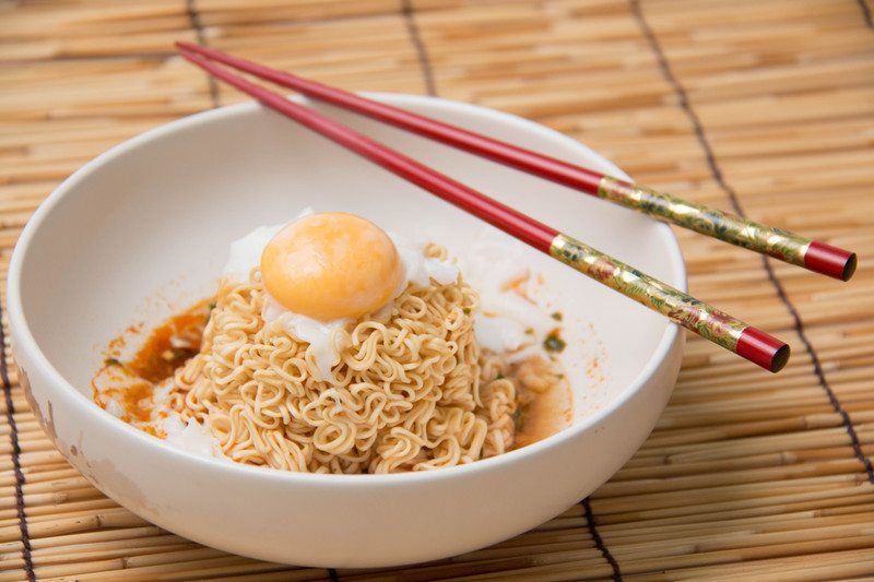 ramen with poached egg