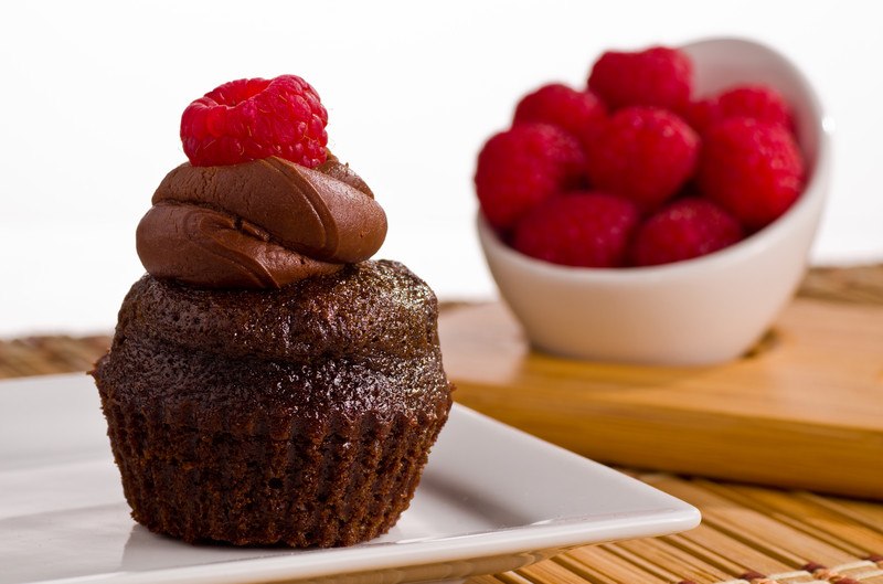 chocolate raspberry cupcake