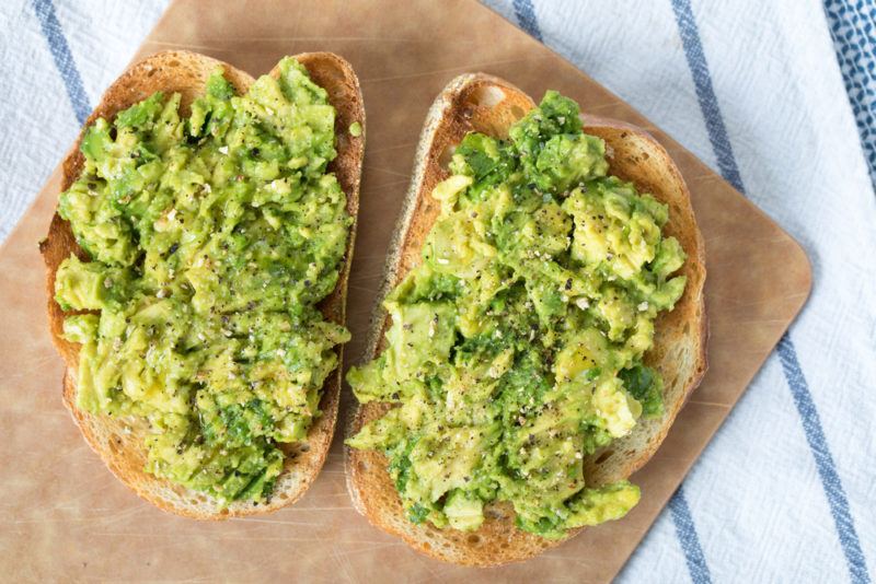 Smashed avocado on toast