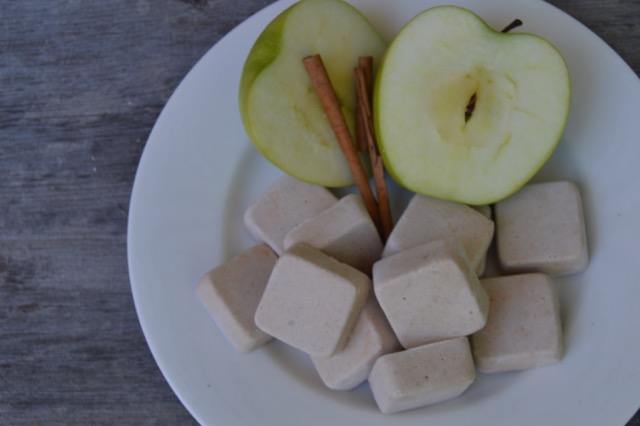 Square fat bombs with apples