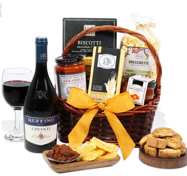 Chianti Wine – Italian Gift Basket | Food For Net Gift basket with Italian wine and snacks