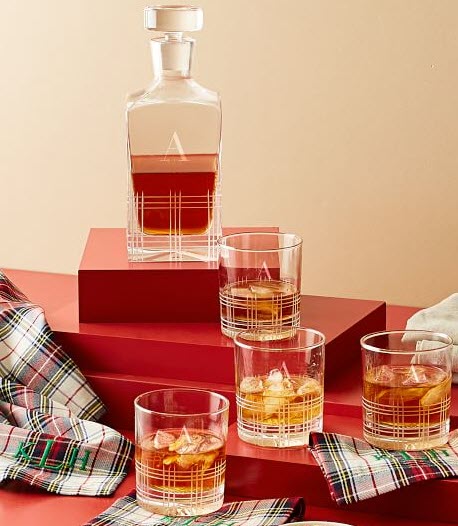 Etched Windowpane Decanter Set | Food For Net Whiskey decanter and four glasses with a Scottish-like theme