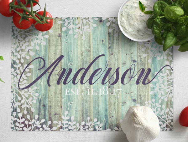 Flowers And Aqua Wood Customized Board | Food For Net A cutting board with an aqua wood theme.