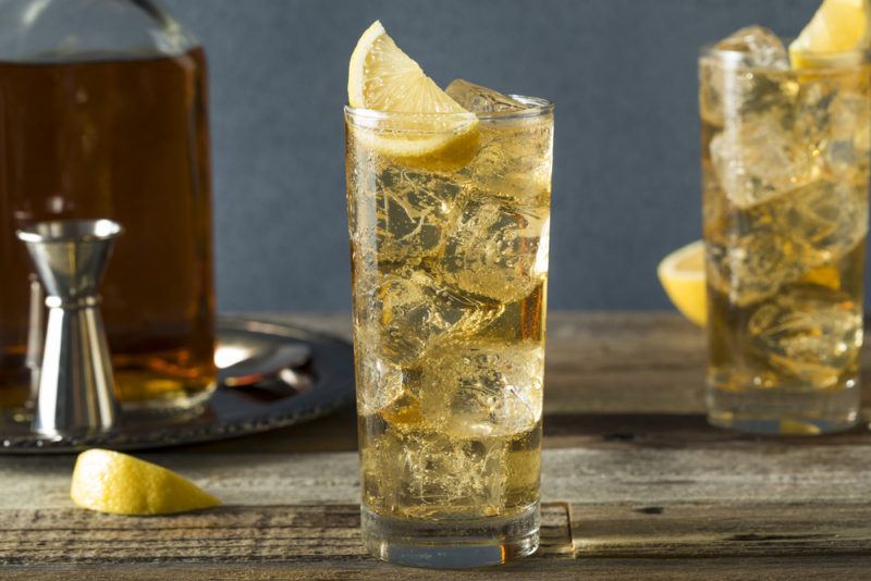 Two glasses of ginger ale with lemon