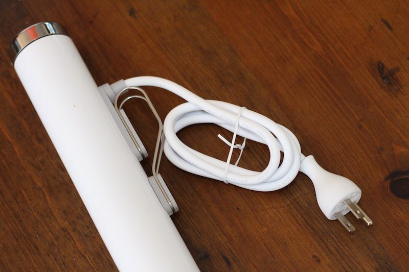 joule immersion circulator on side with white cord and round plug