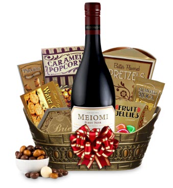 Meiomi Pinot Noir Gift Basket | Food For Net A gift basket with a single bottle of wine