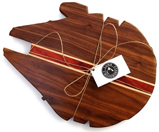Millennium-Falcon-Cutting-Board | Food For Net Cutting board in the shape of the Millennium Falcon