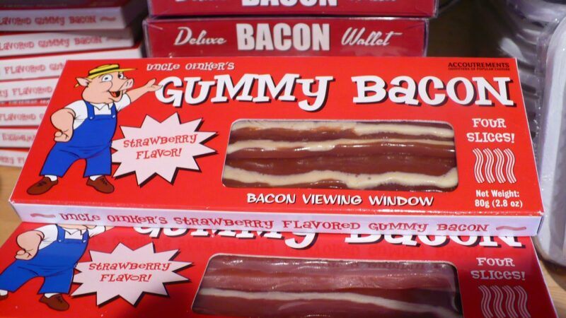 Packets of gummy bacon in a grocery store