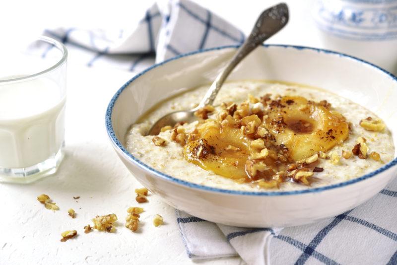 A bowl of porridge with toppings