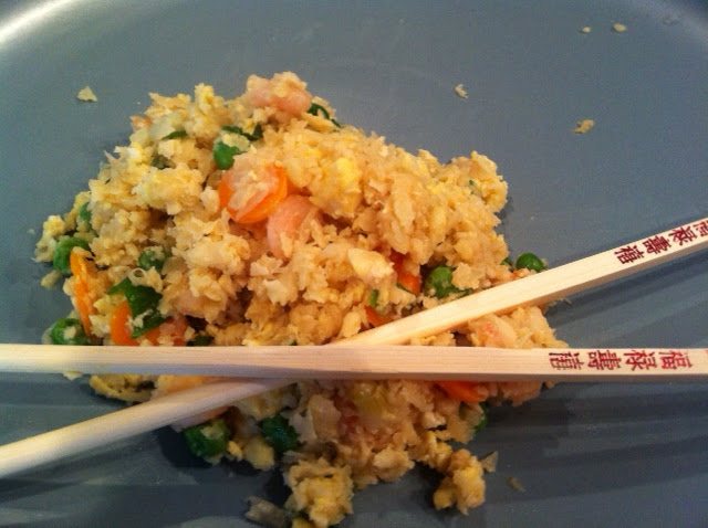 Shrimp Fried Cauliflower ‘Rice’ | Food For Net Shrimp and cauliflower rice with chopsticks