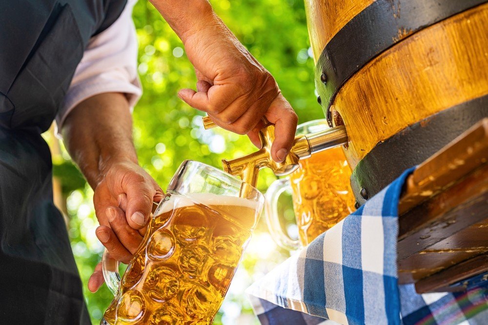 Can Beer Go Bad The Truth About Beer Expiration And Storage Food For Net can-beer-go-bad-the-truth-about-beer-expiration-and-storage-food-for-net