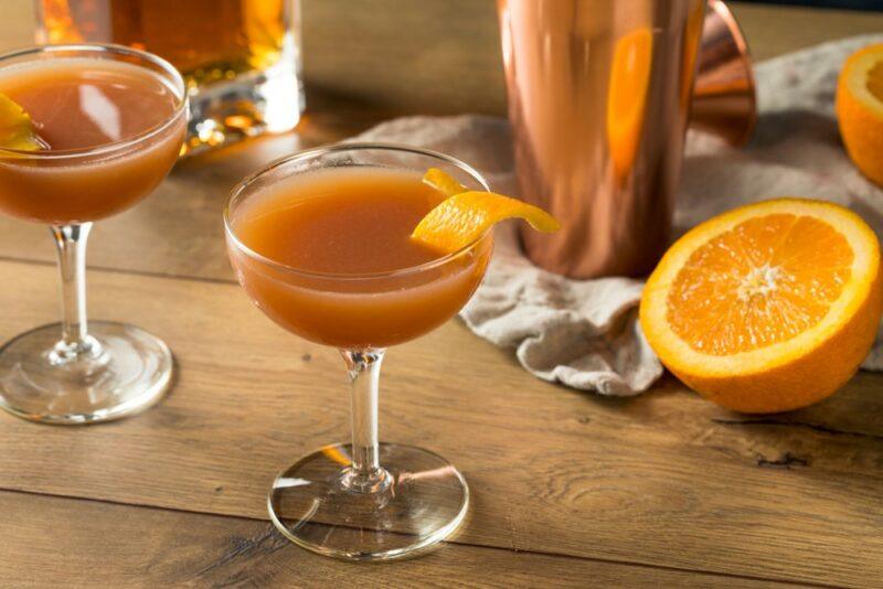 31 Roaring 20s Drinks That Will Take You Back In Time | Food For Net