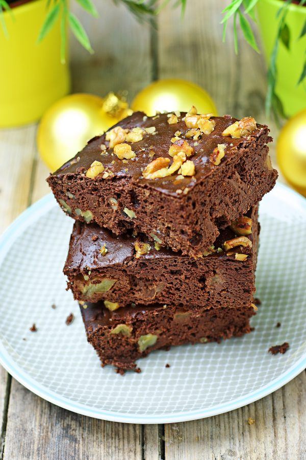 Christmas Brownies with Apple