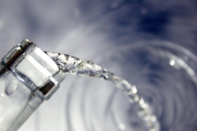 Pouring spirits
