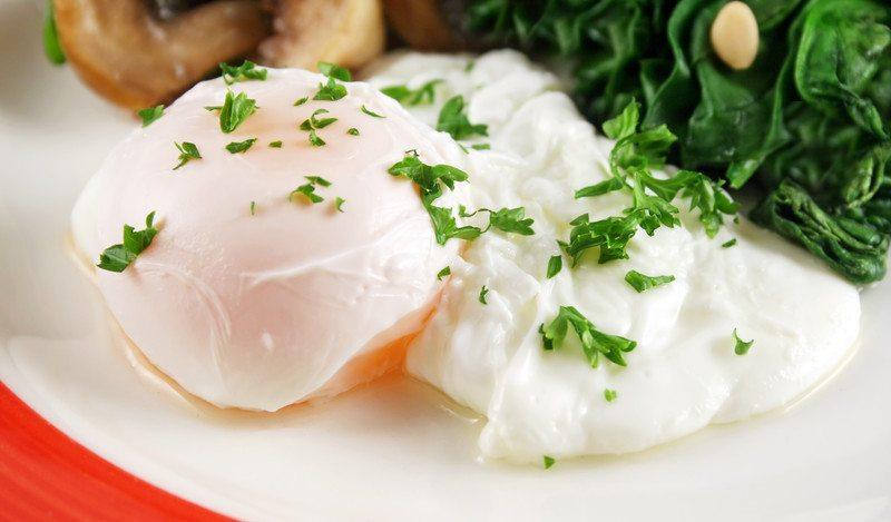 Perfect poached eggs sous vide recipe