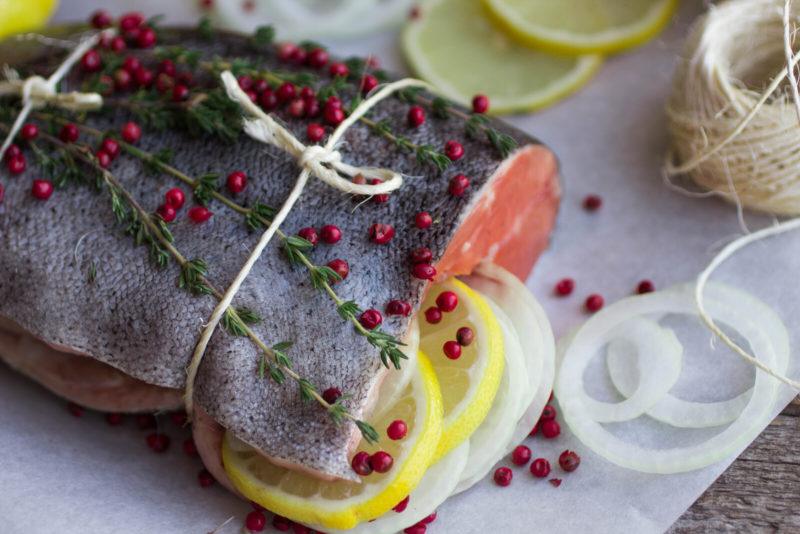 rainbow trout stuffed with onions and lemons | Food For Net deboned rainbow trout fillet stuffed with some onions, peppers, and lemons ready to be cooked