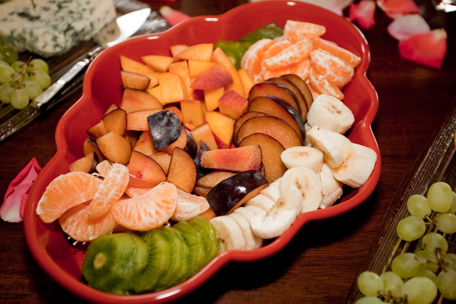 Top 15 Picnic Foods For A Date Plus Tips on How to Have the Perfect