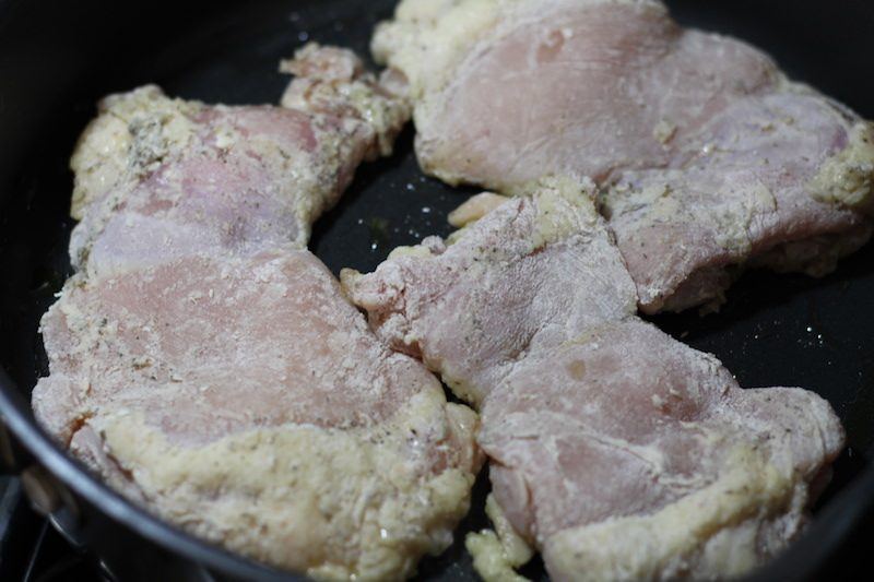 frying flour chicken