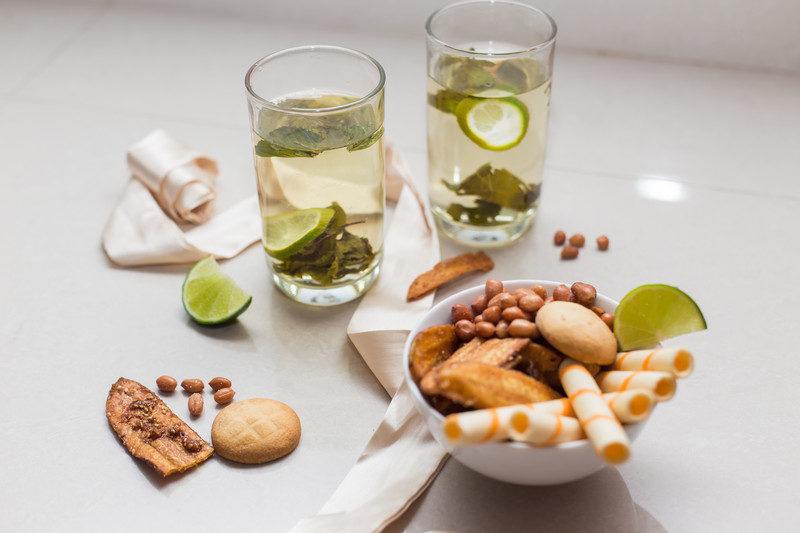 japanese snacks and tea you can receive to your door with a japanese snack subscription box