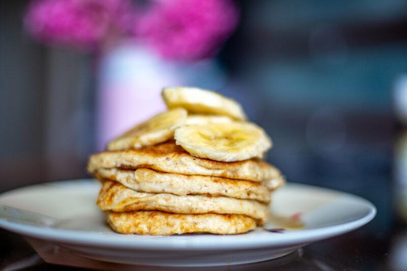 protein powder pancakes with banana topping