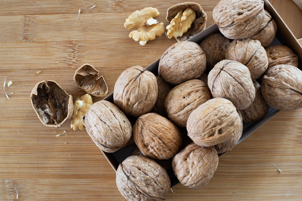 20 Best Foods for Period Cramps with Home Remedies to Manage Period